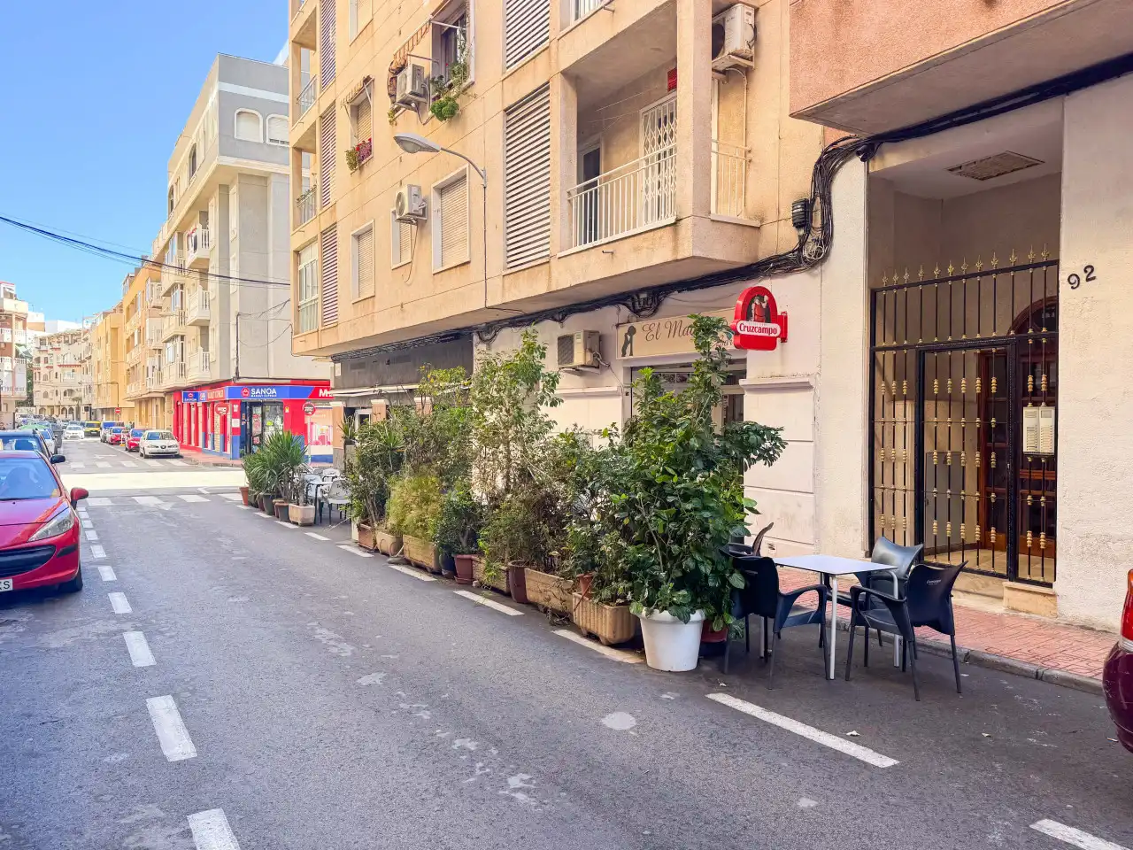 Vista exterior de Ático en venta en Torrevieja con Calefacción, Terraza y Balcón