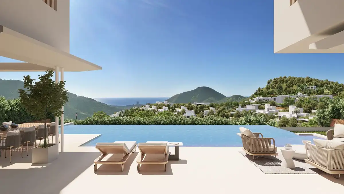 Chalet con piscina en venta en Nueva Andalucía, imagen 2