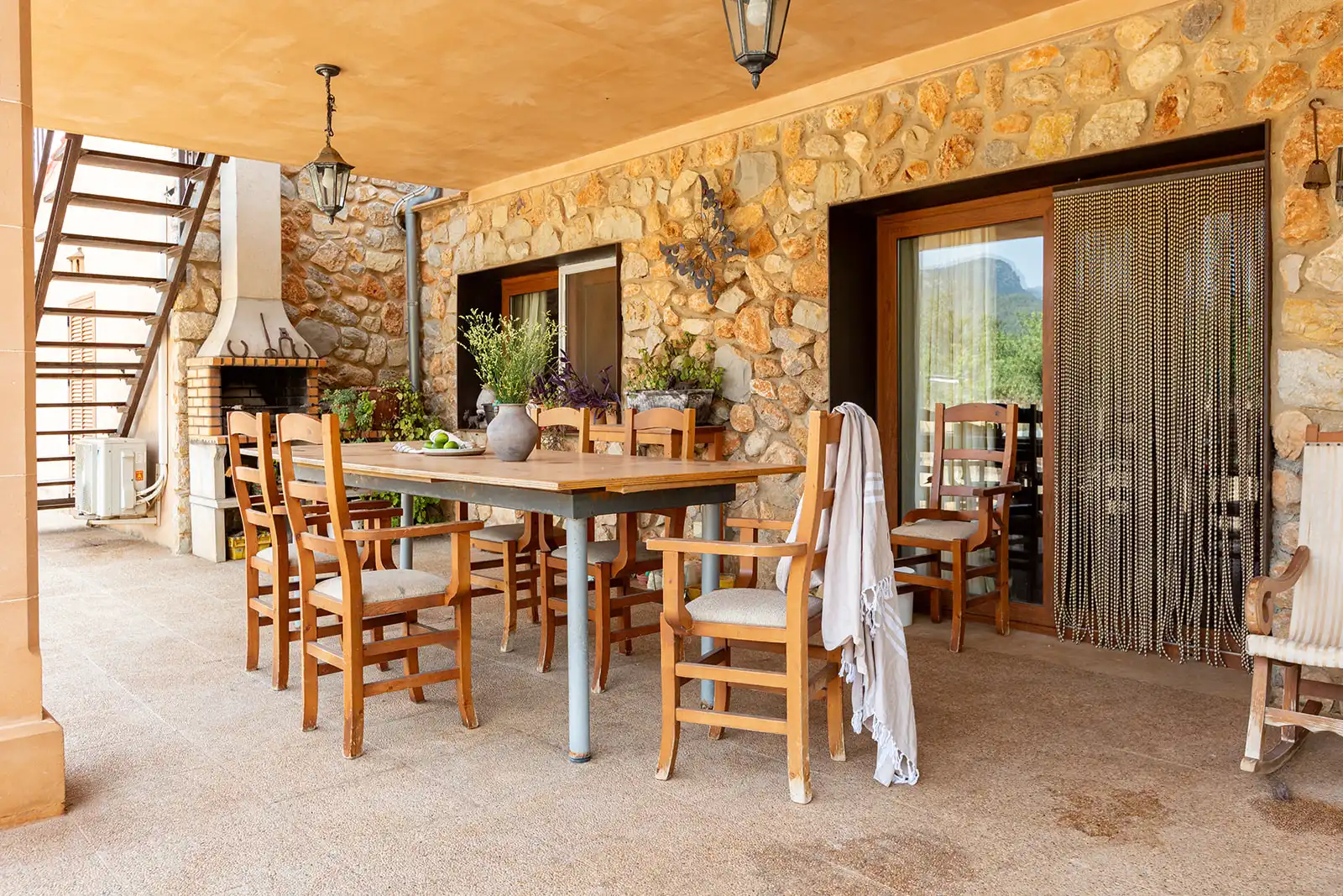 House with terrace for sale in Lloseta