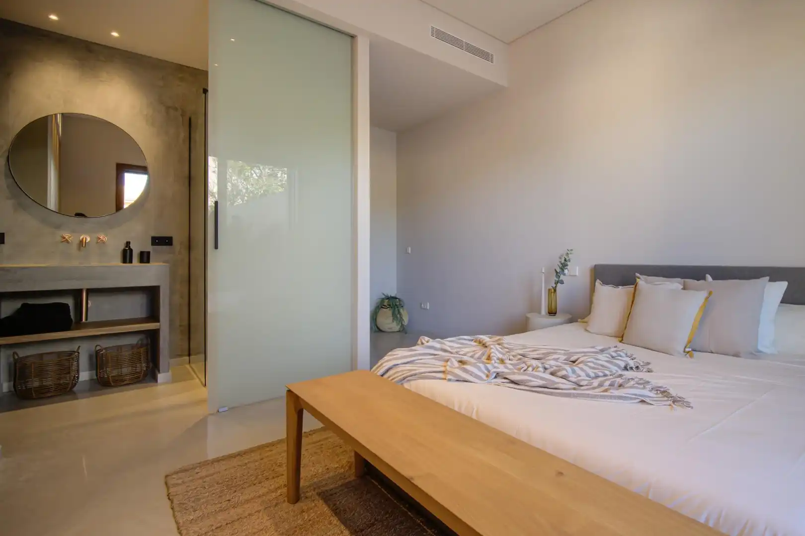 Bedroom of Houses for sale in Campanet  with Air Conditioner, Heating and Furnished