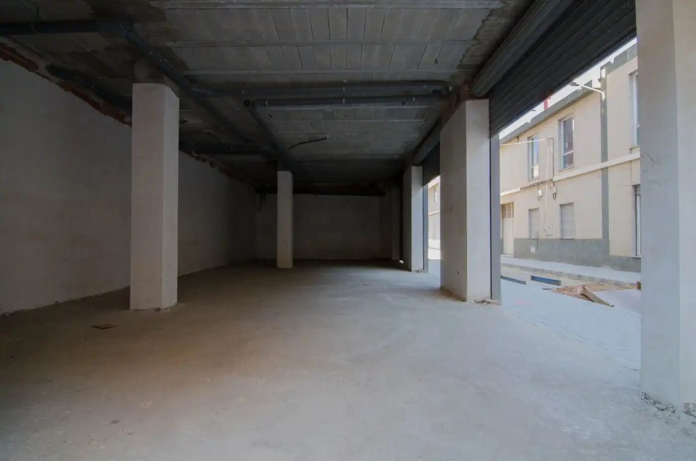 Local comercial de lloguer a Plaza Xúquer, imagen 4