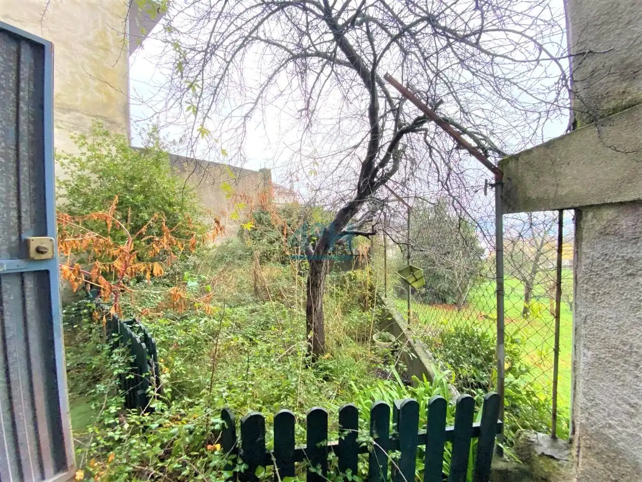 Haus oder Chalet zum Verkauf in Ourense Capital  mit Heizung, Privatgarten und Abstellraum