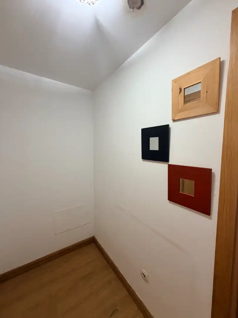 Piso con balcón en venta en Calle de Emilio de Mier 1, imagen 5