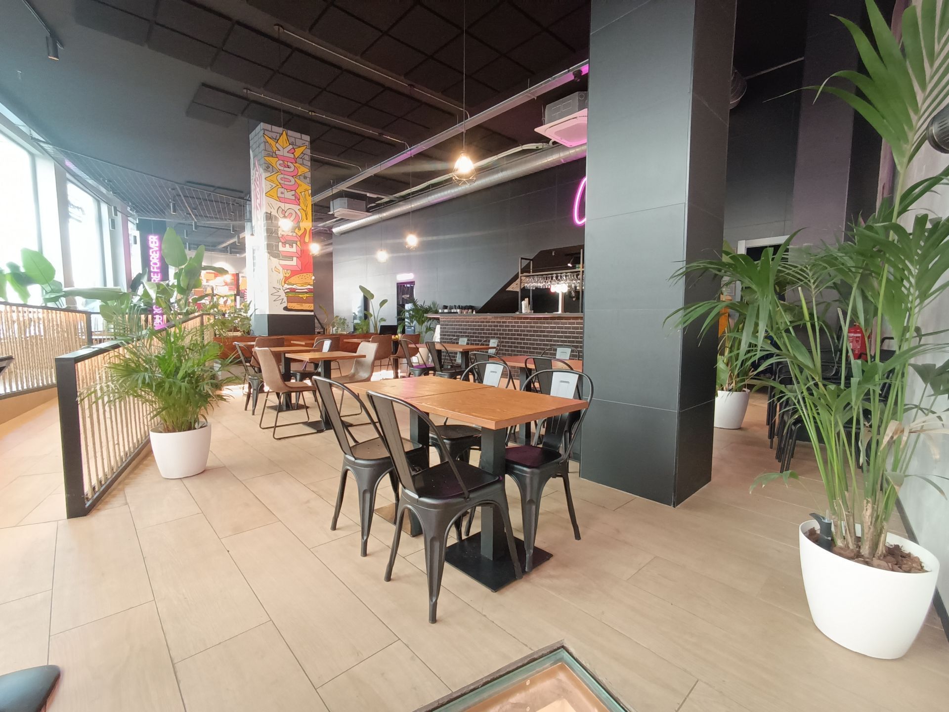 Local en traspaso en Sabadell con Aire acondicionado