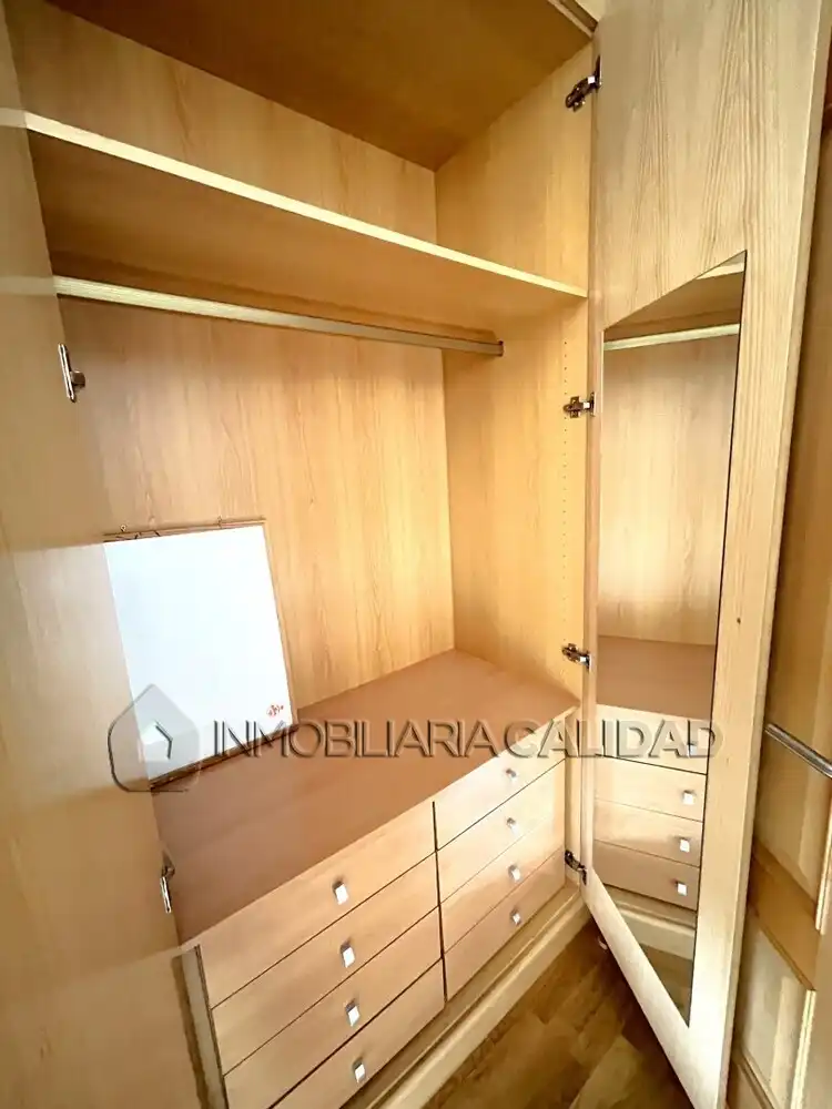 Schlafzimmer von Wohnung zur Miete in Burgos mit Heizung, Terrasse und Abstellraum