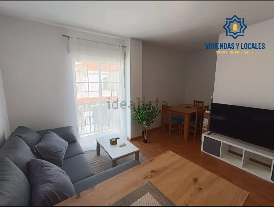 Sala d'estar de Pis de lloguer en La Zubia amb Aire condicionat i Calefacció