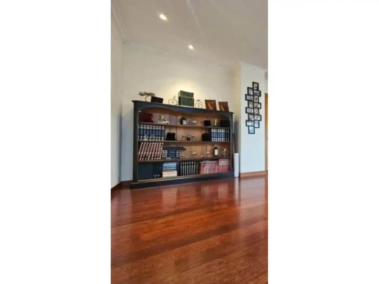 Piso en venta en Ourense Capital  con Calefacción, Parquet y Terraza