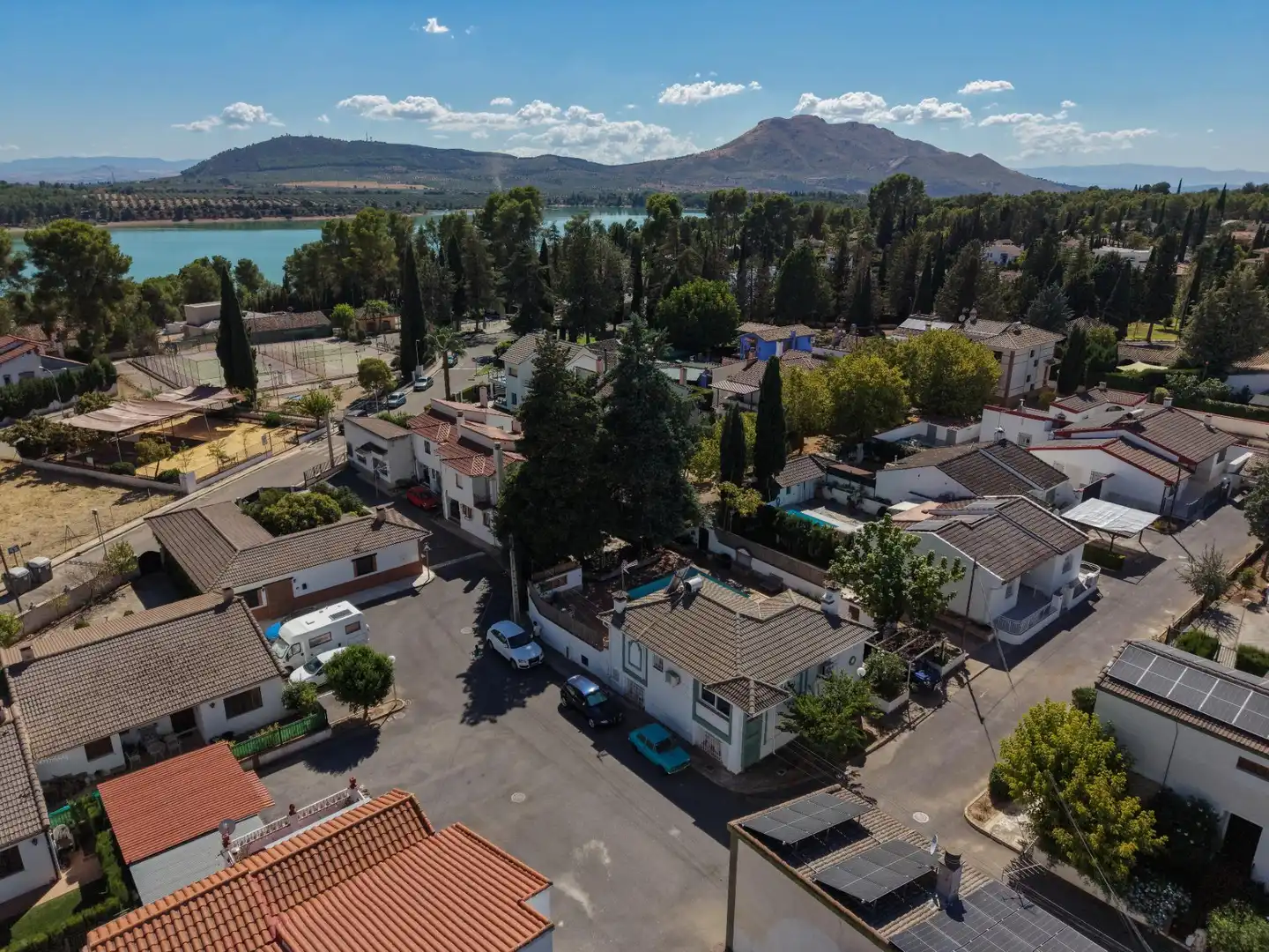 Vista exterior de Casa o chalet en venta en Albolote con Aire acondicionado, Jardín privado y Piscina