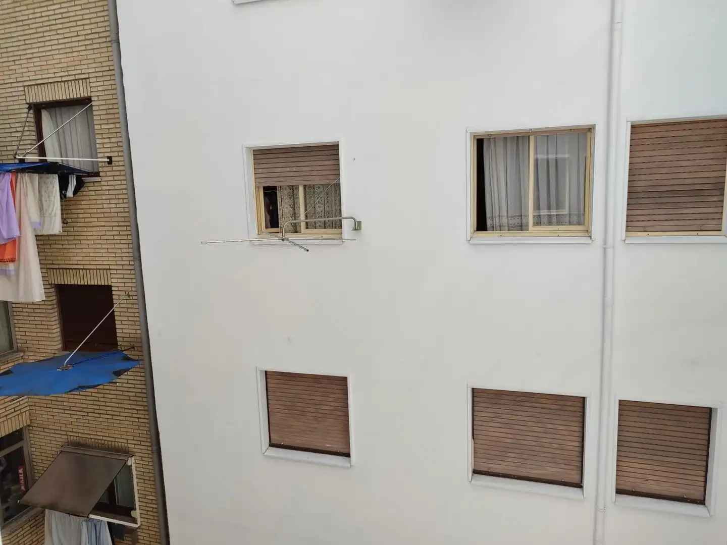 Vista exterior de Pis en venda en Oviedo  amb Calefacció
