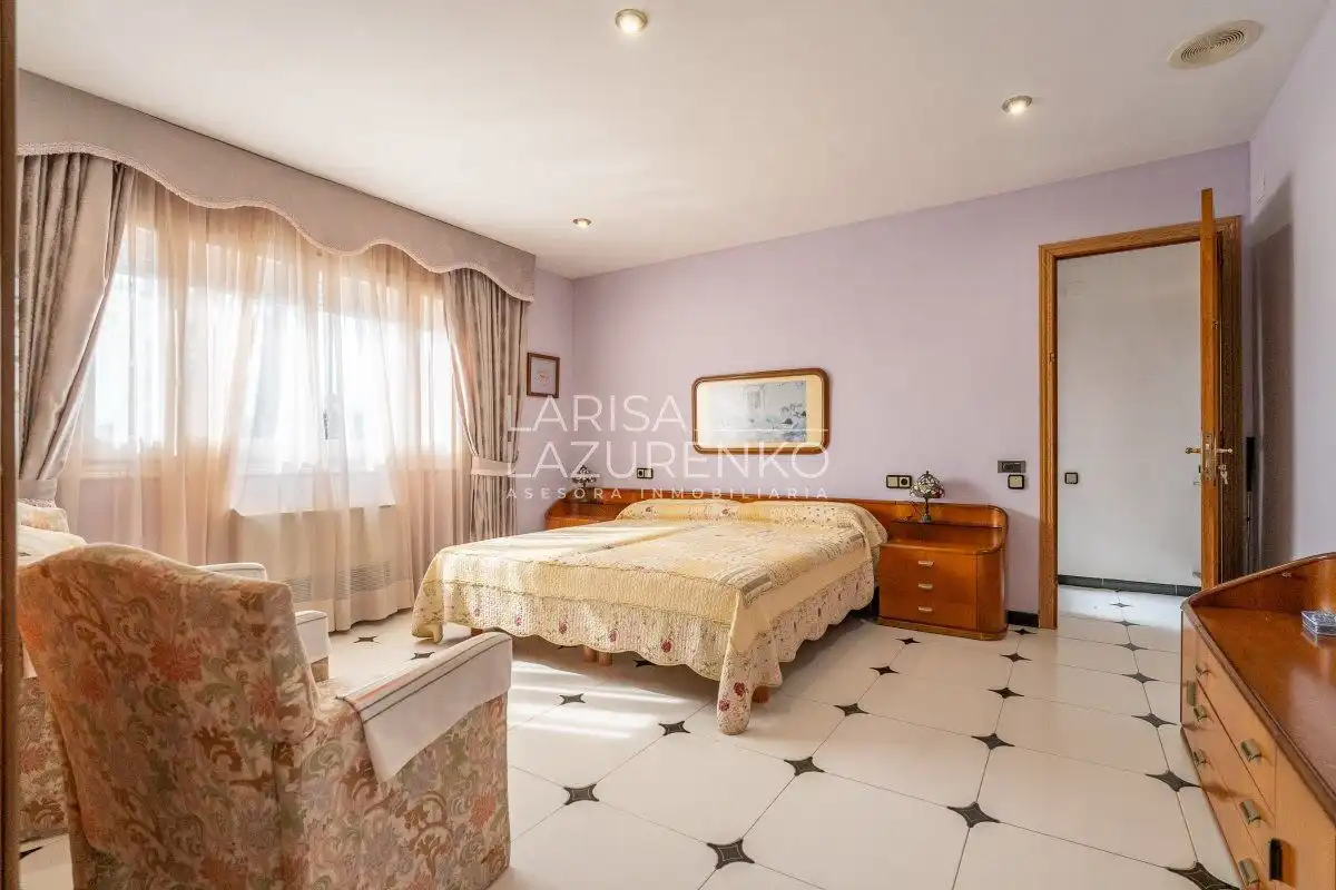Dormitori de Casa o xalet en venda en Tarragona amb Aire condicionat, Calefacció i Jardí privat
