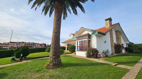 Foto 4 de Casa o chalet en venta en Calle Gremio de Los Pescadores, Luanco - Aramar - Antromero, Gozón