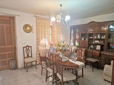 Casa amb balcó en venda a Calle Progreso 20