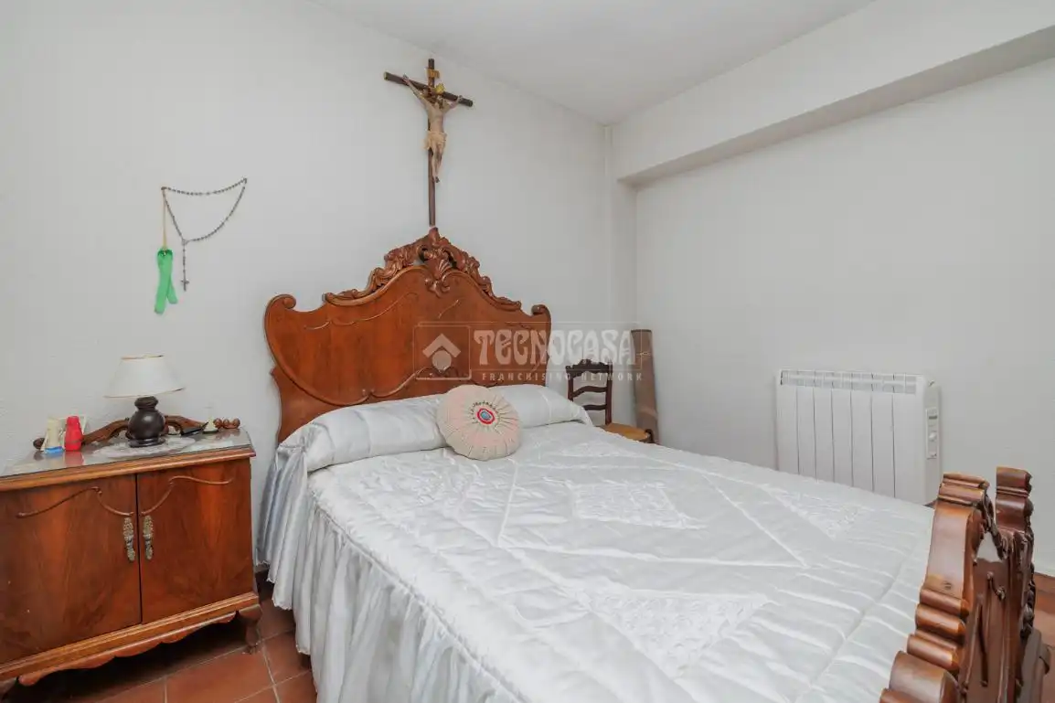 Bedroom of Flat for sale in Madrid  with Air Conditioner, Heating and Terrace