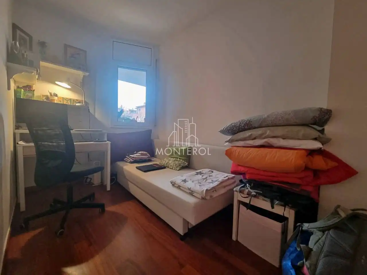 Habitación de Piso en venta en Cerdanyola del Vallès con Aire acondicionado, Calefacción y Parquet