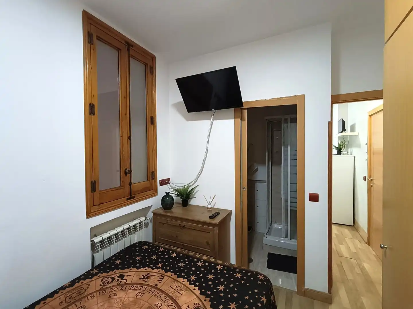 Habitación de Piso de alquiler en Madrid con Calefacción, Terraza y Amueblado