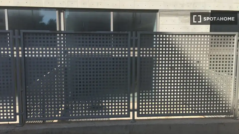 Außenansicht von Wohnung zur Miete in Valencia mit Klimaanlage, Heizung und Möbliert
