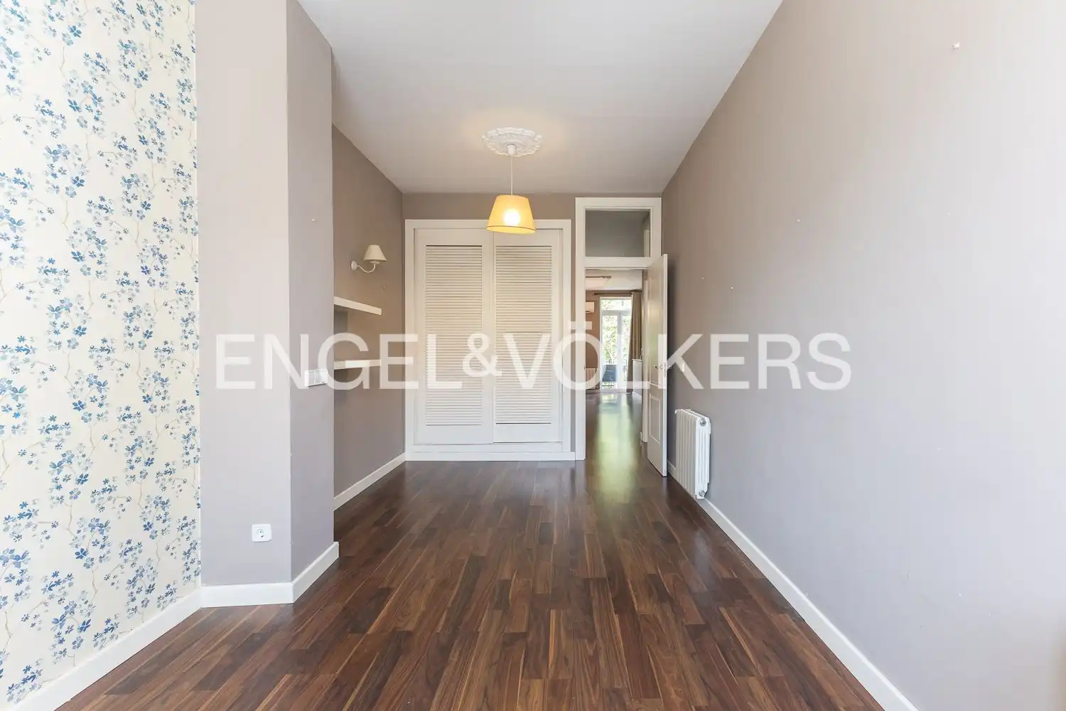 Flat for rent in Valencia  with Air Conditioner, Heating and Parquet flooring