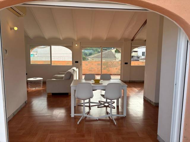 Casa-chalet en Venta en Atzeneta d'Albaida