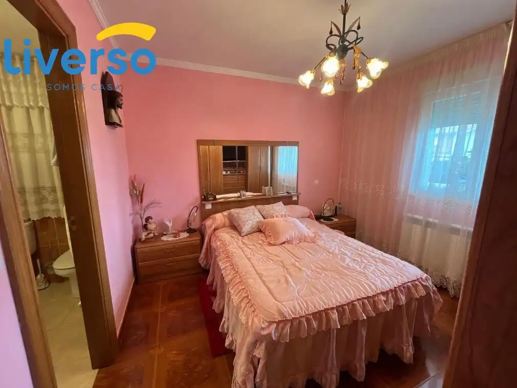 Habitación de Casa o chalet en venta en Briviesca con Calefacción, Jardín privado y Terraza