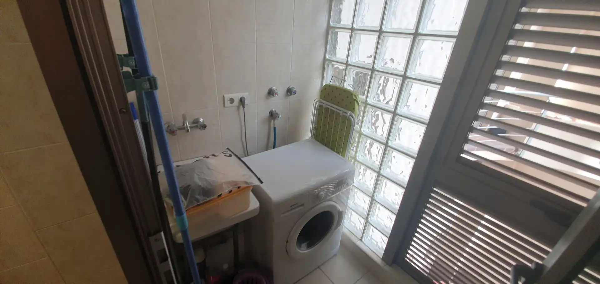 Bathroom of Flat for rent in Santa Cruz de Tenerife  with Private garden, Parquet flooring and Terrace