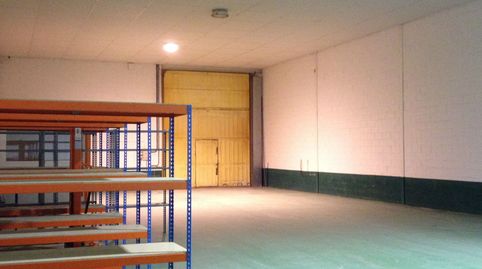 Venta de Nave Industrial en Logroño, en la prestigiosa y estratégica zona industrial de Cantabria, Las Cañas. Esta propiedad es un, imatge 2