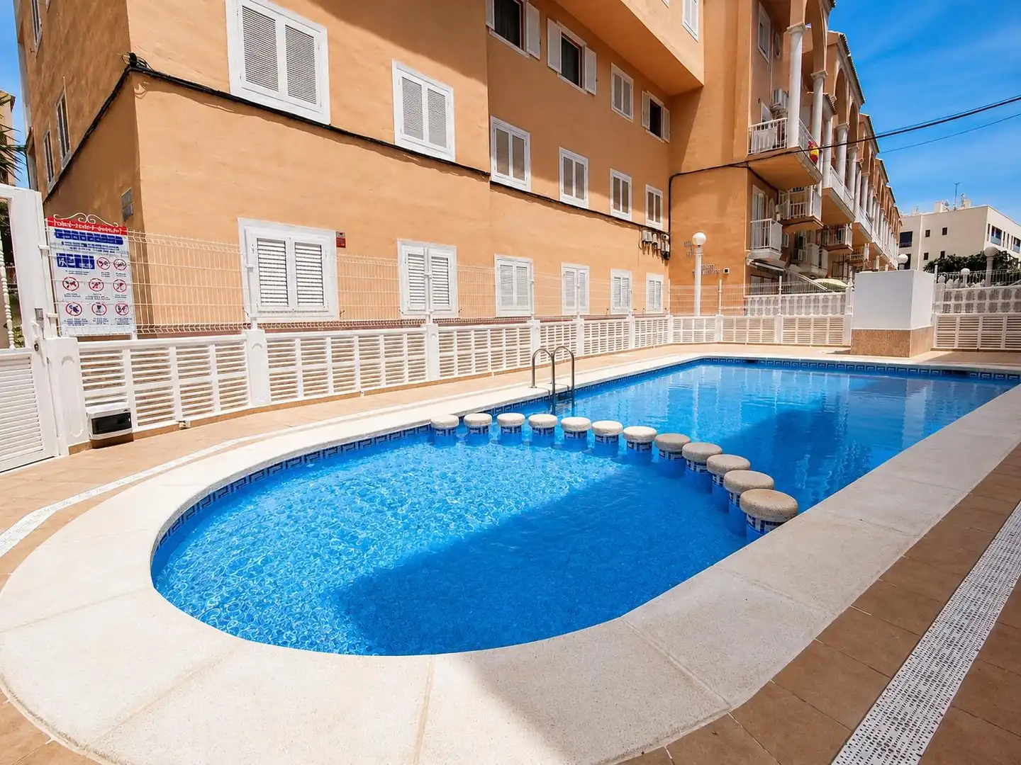 Apartament amb piscina en venda a Calle Calle Puerto Romano, imagen 17