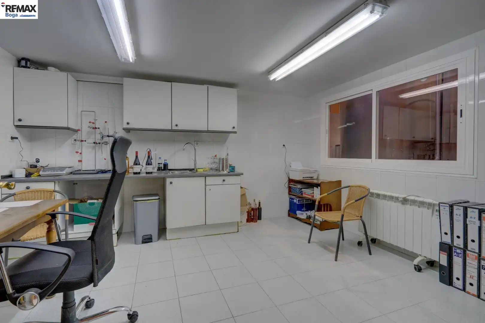 Commercial properties for sale in Cordovín  with Furnished