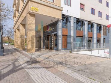 Locale commerciale in vendita a San Roque - Ronda Norte