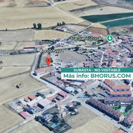 Pis en venda en Monfarracinos