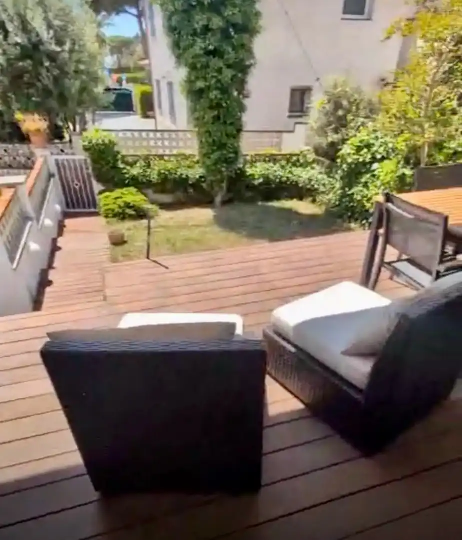 Terrasse von Erdgeschoss zum Verkauf in Palamós mit Klimaanlage, Privatgarten und Terrasse