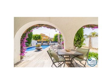 Casa en venda a Carrer Pení