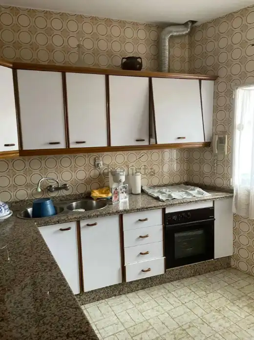 Cocina de Piso en venta en Madrigalejo con Balcón