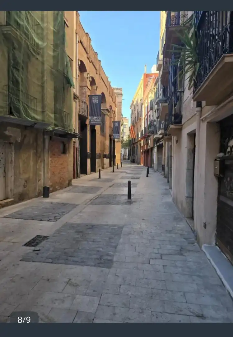 Vista exterior de Traster en venda en Reus