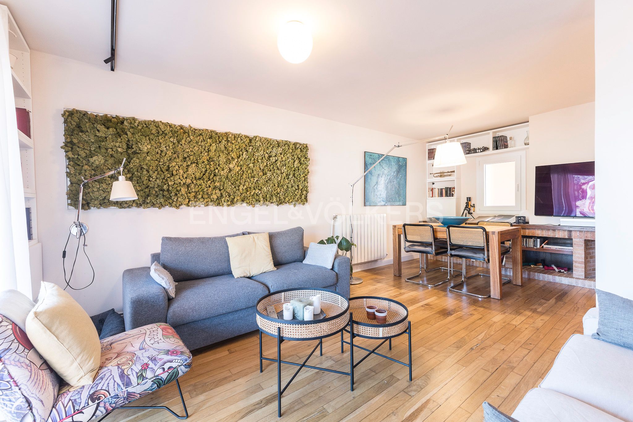 Sala d'estar de Dúplex en venda en  Barcelona Capital amb Calefacció, Parquet i Terrassa