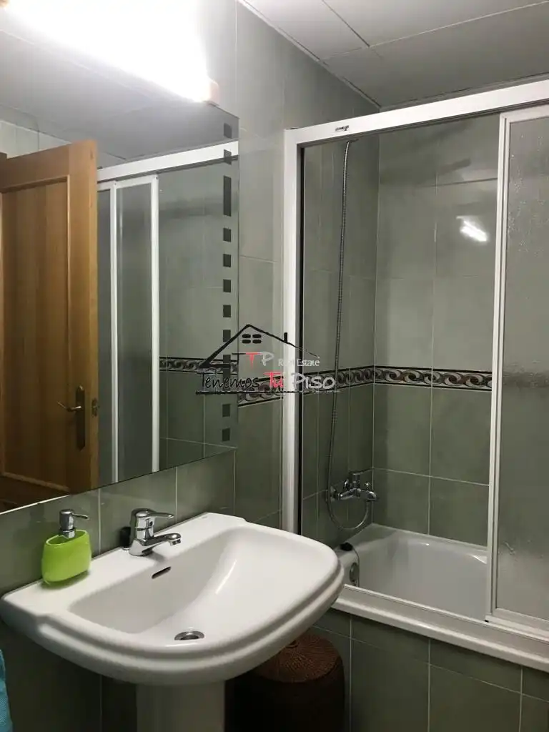 Badezimmer von Wohnung zum Verkauf in Benicarló mit Klimaanlage, Heizung und Terrasse