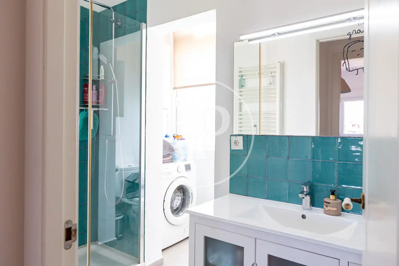 Bathroom of Attic for sale in Barcelona  with Air Conditioner, Heating and Terrace