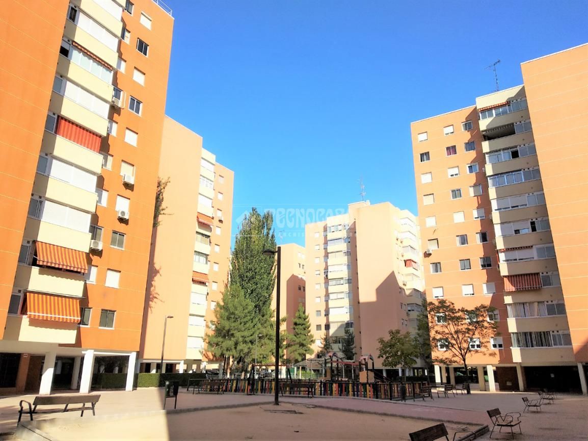 Exterior view of Flat for sale in Móstoles  with Air Conditioner and Heating