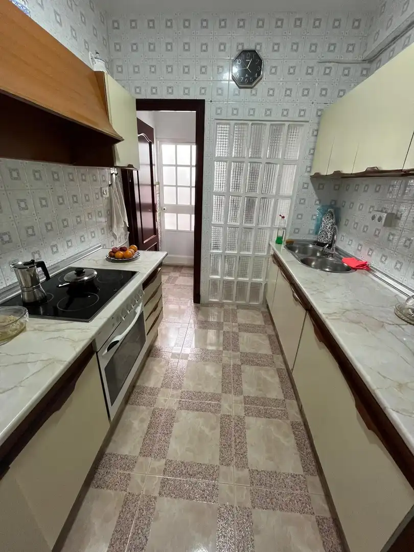 Kitchen of Flat for sale in Chiclana de la Frontera  with Heating, Storage room and Furnished