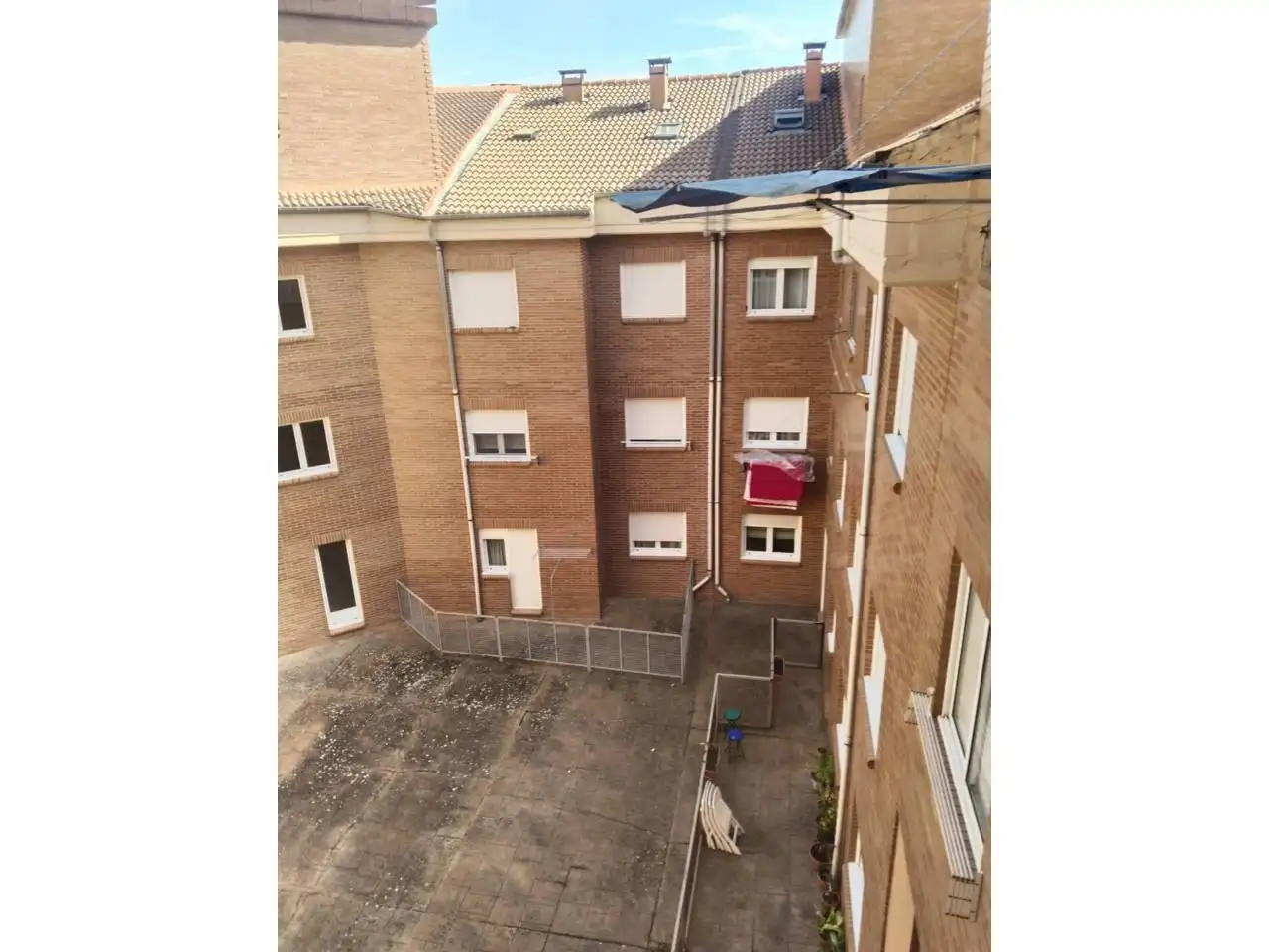 Vista exterior de Piso en venta en Briviesca con Calefacción, Parquet y Terraza
