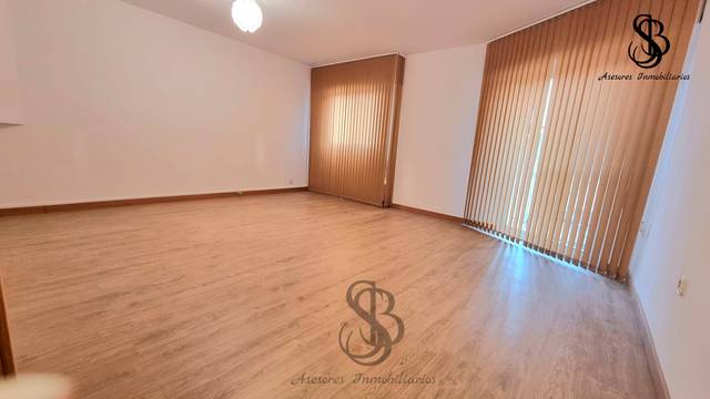 Casa adosada en Venta en Carrer Pintor Sorolla en Salafranca - Lloixa