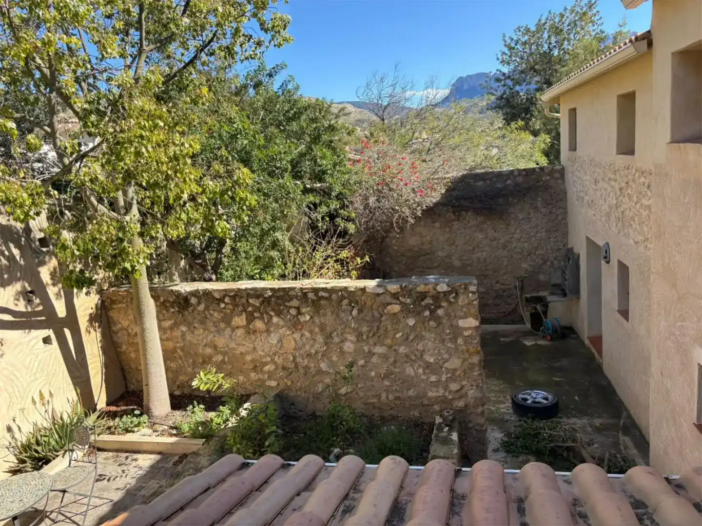 Jardí de Finca rústica en venda en Jijona / Xixona amb Piscina i Balcó