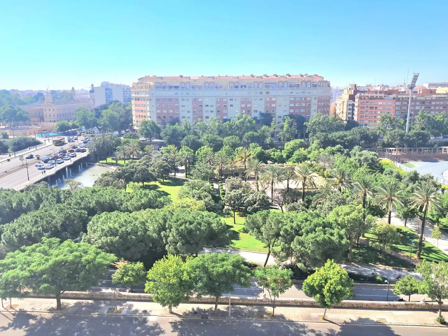 Vista exterior de Pis de lloguer en Valencia amb Aire condicionat, Calefacció i Jardí privat