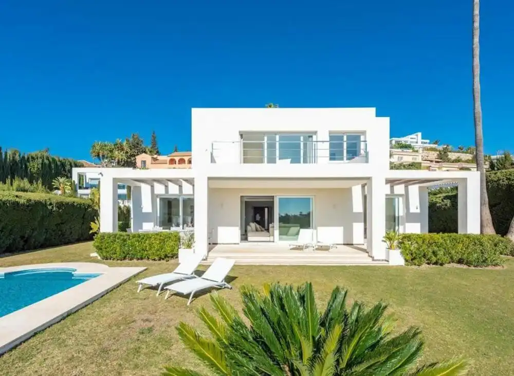 Exterior view of Houses for rent in Estepona  with Air Conditioner, Heating and Private garden