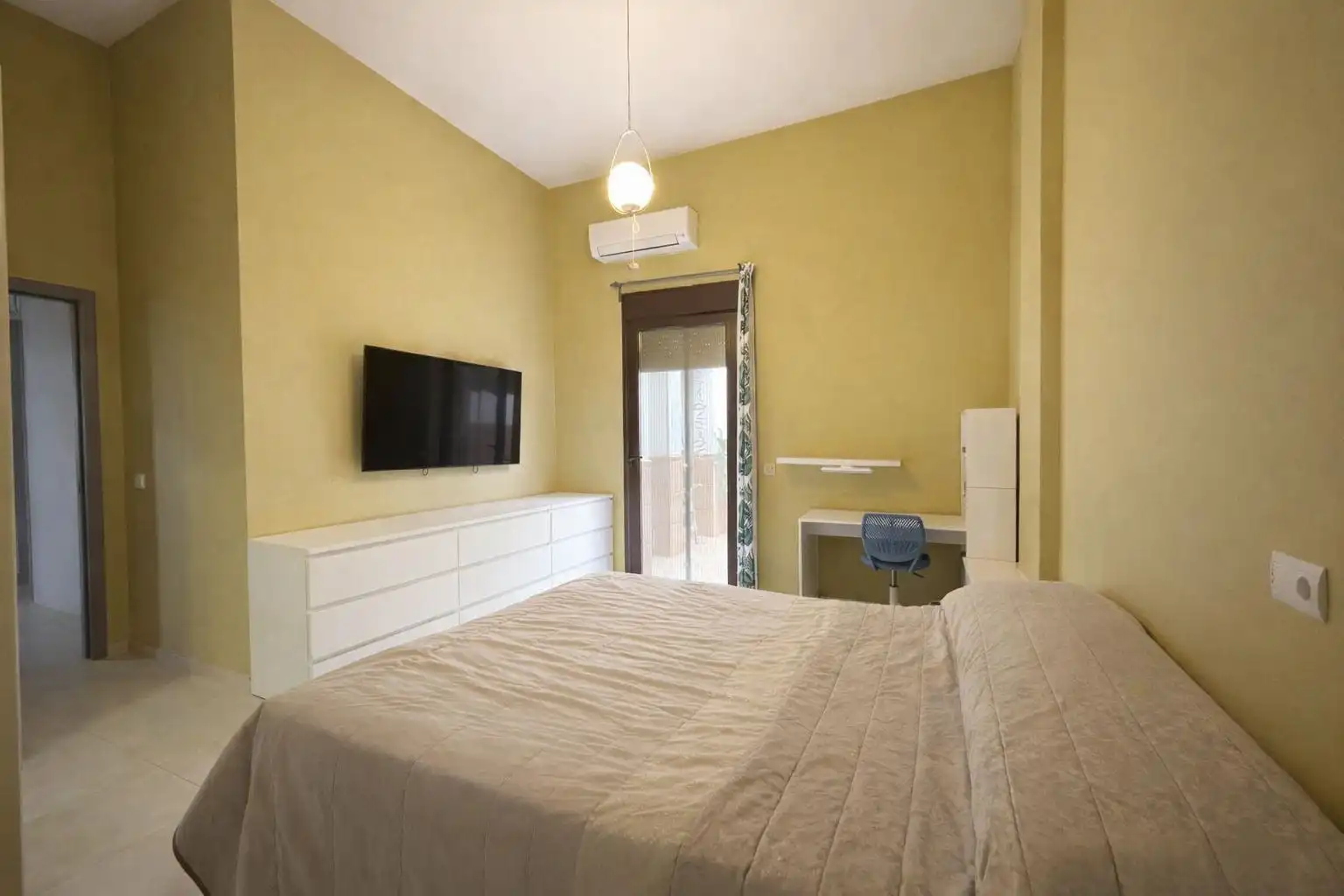 Schlafzimmer von Wohnung zum Verkauf in Colmenar mit Klimaanlage, Heizung und Terrasse