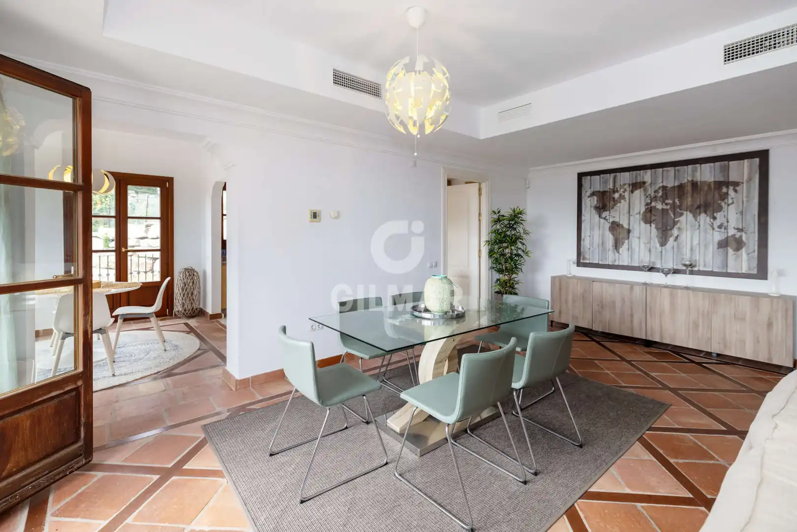Comedor de Casa adosada en venta en Benahavís con Calefacción y Piscina