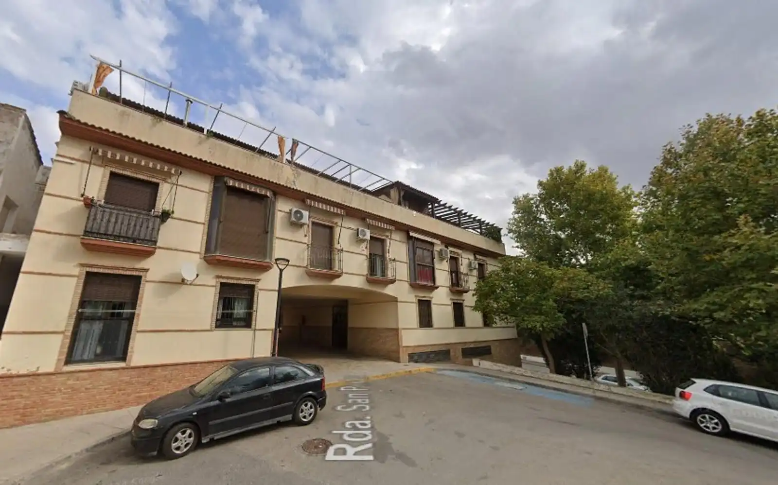 Exterior view of Flat for sale in Población de Arroyo