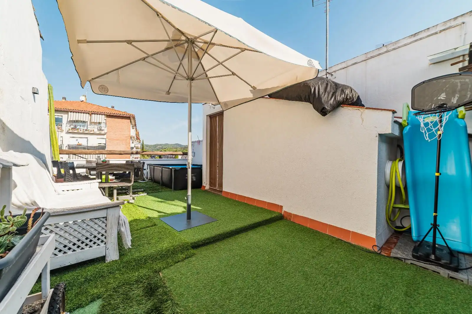 Terrace of Houses for sale in Nucli Urbà 
