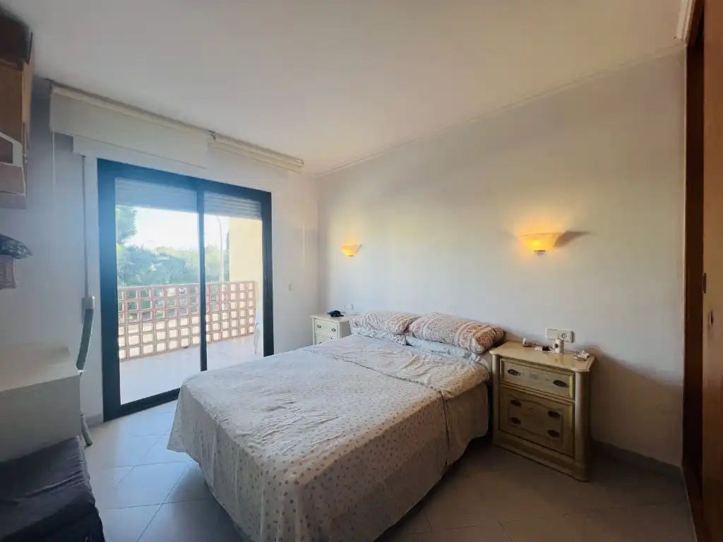 Habitación de Apartamento de alquiler en Calvià con Aire acondicionado, Terraza y Piscina