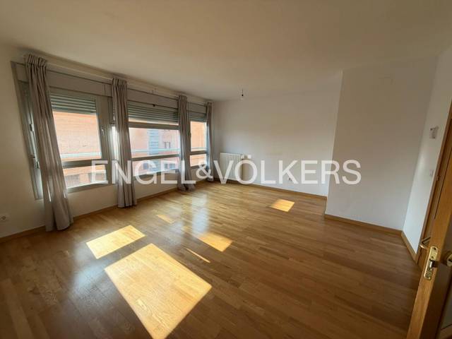 Piso en Alquiler en Calle Campo de la Estrella en Las Tablas