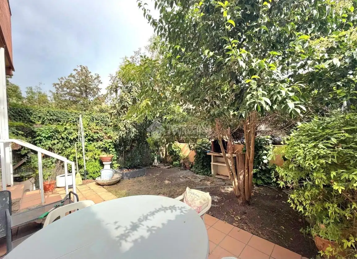 Maison jumelée avec piscine à vendre à Restón I - Restón II, imagen 2
